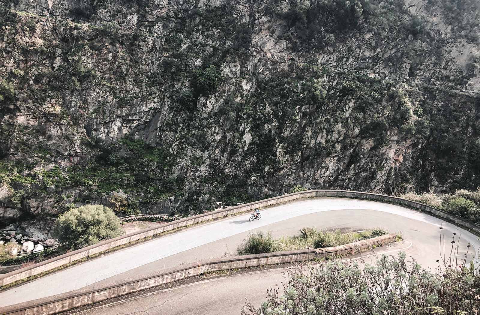 Cycling-through-the-best-hairpin-bend-in-sicily