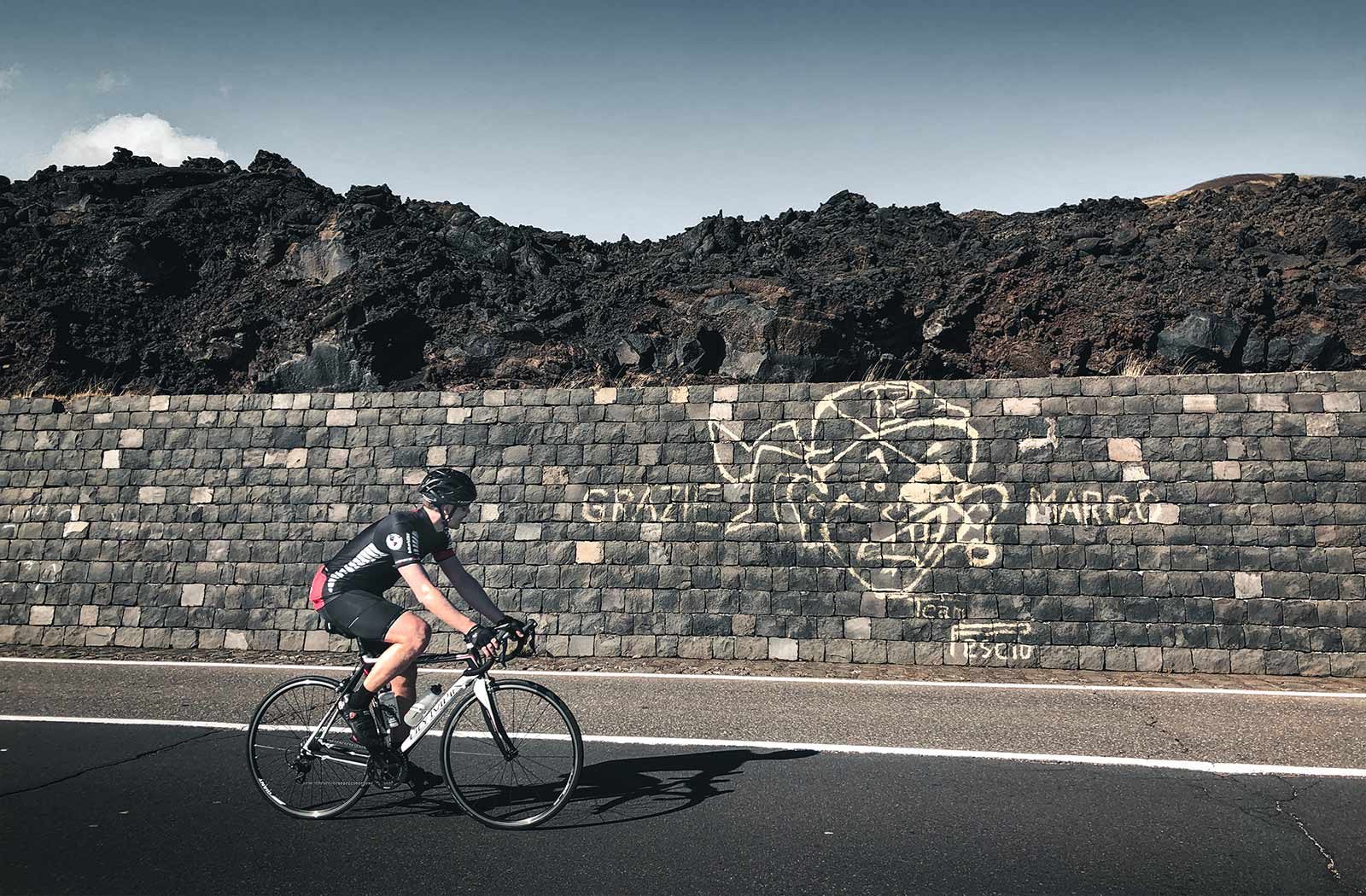 cycling-next-to-pantani-grafiti-on-etna